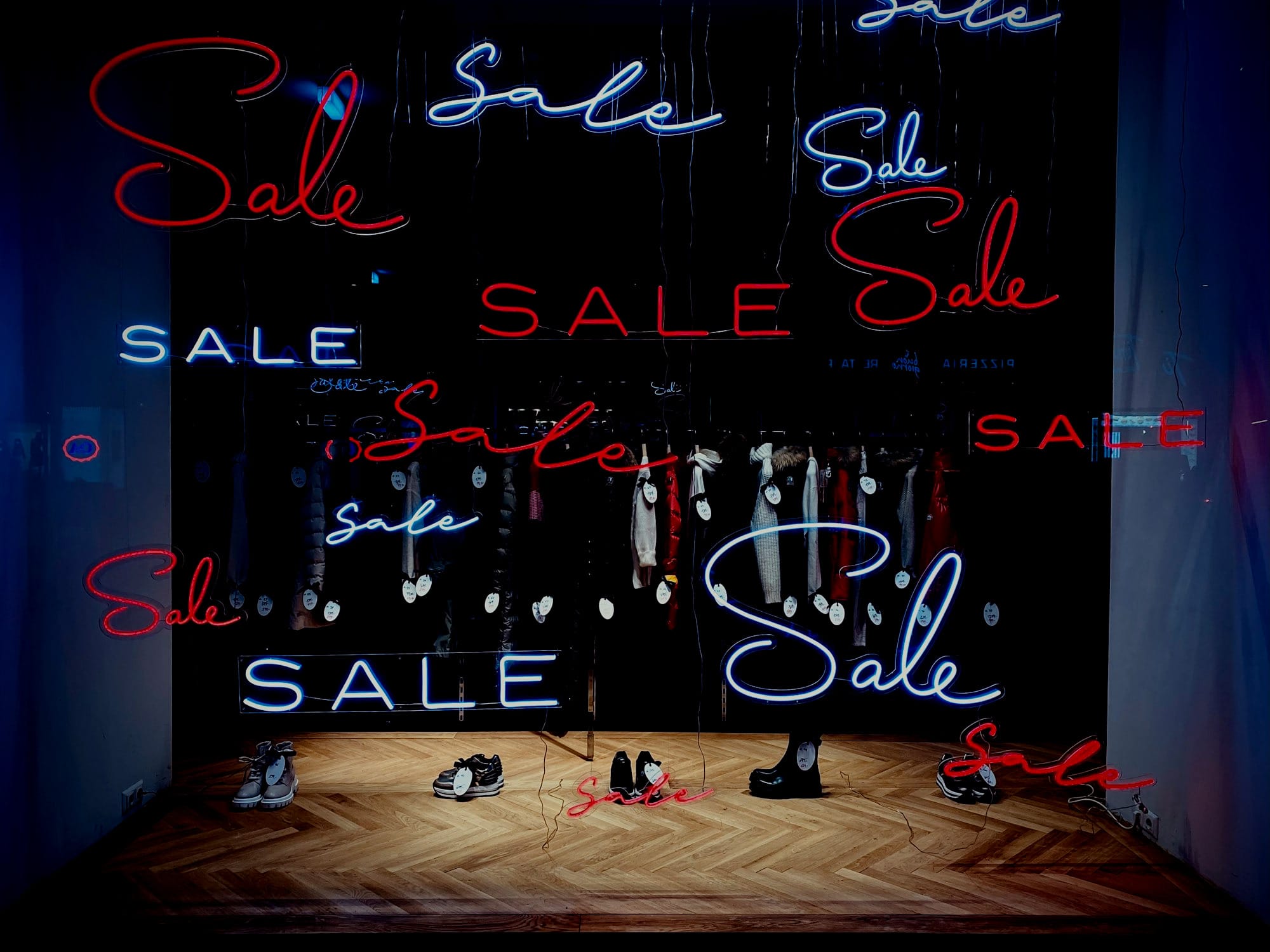 Today's Hottest Online Sales: Sneakers, Bedding, and More - August 10, 2025 Post image