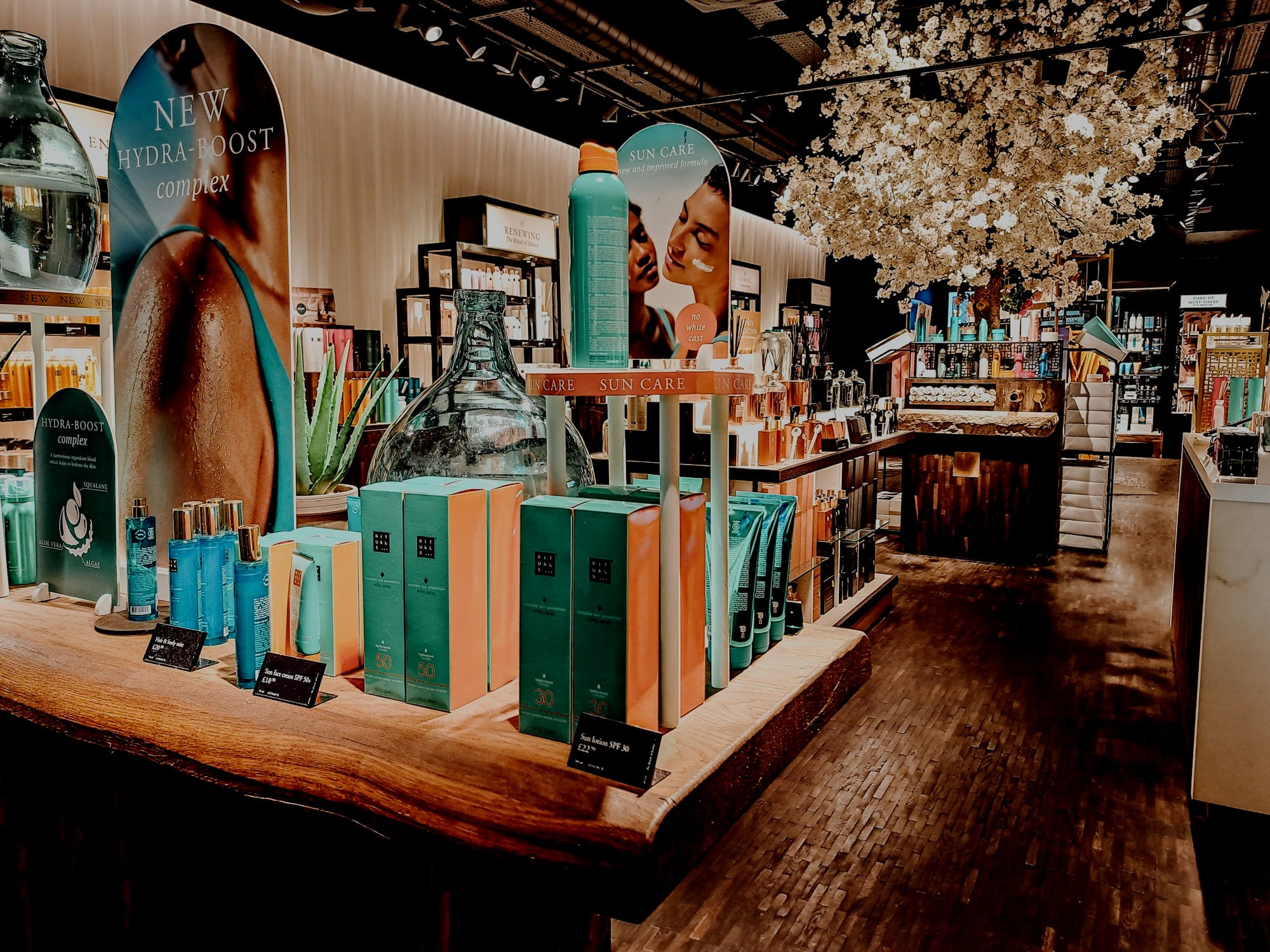 Top Online Sales of the Day: Kids’ Books, European Treasures, and Beachwear Bargains - August 7, 2025 Post image