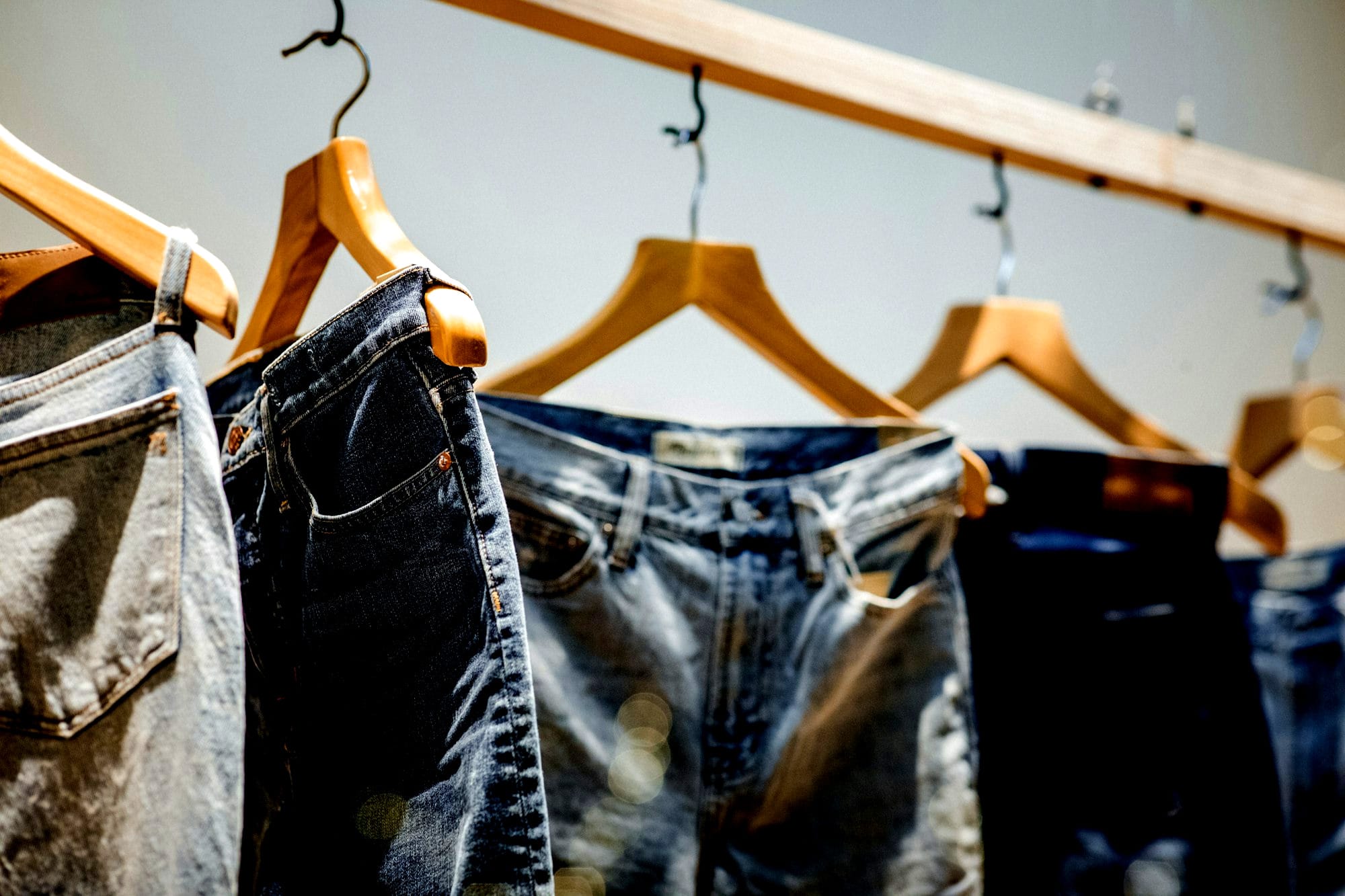 Long Weekend Sales Cont'd: Up to 60% Off Your Faves - Sept 1 Post image